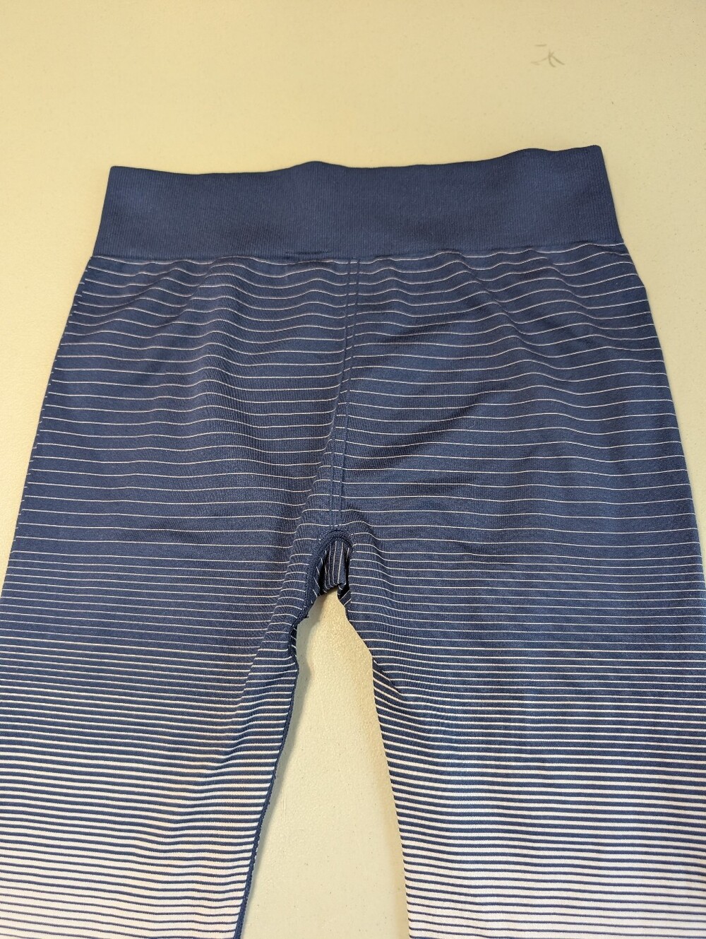 BCG patriotic leggings, size large - Picture 4 of 5